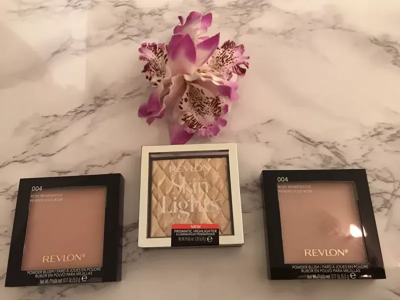blush-revlon-powder-rosy-rendezvous-5-0g-revlon