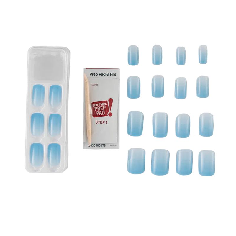 unhas-posticas-kiss-new-york-color-cloudless