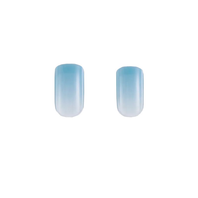unhas-posticas-kiss-new-york-color-cloudless