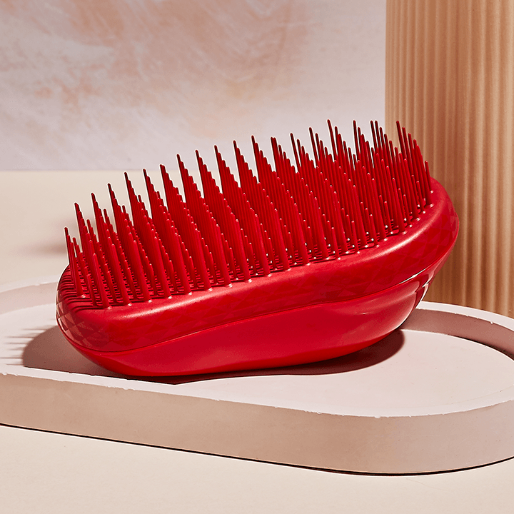 escova-desembaracadora-para-animais-de-estimacao-deshedding-lilas-e-amarela-tangle-teezer