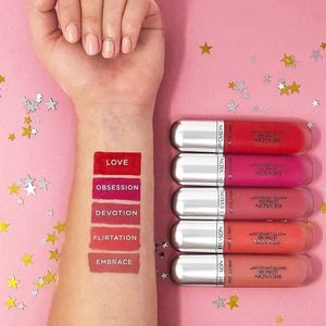 Batom Revlon Ultra HD Lipcolor Matte Kisses