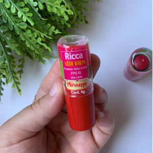 Protetor Solar Labial Ricca Morango FPS15
